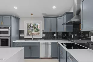 3513 Brook Dr, Raleigh, NC 27609 - Photo 14