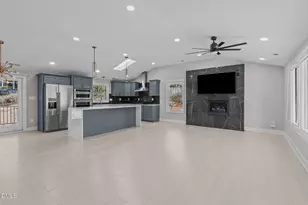 3513 Brook Dr, Raleigh, NC 27609 - Photo 4