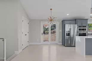 3513 Brook Dr, Raleigh, NC 27609 - Photo 18