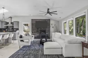 3513 Brook Dr, Raleigh, NC 27609 - Photo 8