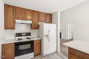 130 Muirfield Ridge Dr, Garner, NC 27529 - Photo 8