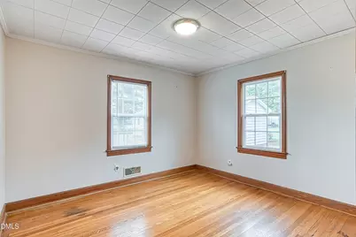 629 E Main Street, Clayton, NC 27520 - Photo 18