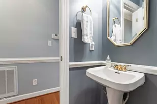 1220 Enchanted Oaks Dr, Raleigh, NC 27606 - Photo 18