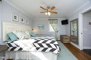 1105 Manchester Dr, Raleigh, NC 27609 - Photo 34