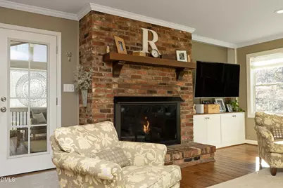 1105 Manchester Drive, Raleigh, NC 27609 - Photo 18
