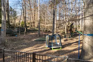 1105 Manchester Dr, Raleigh, NC 27609 - Photo 66