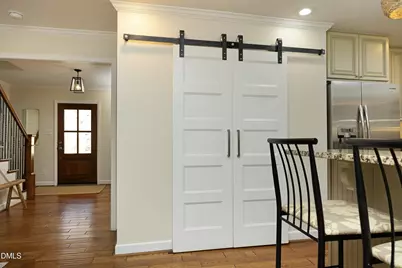 1105 Manchester Drive, Raleigh, NC 27609 - Photo 16