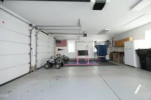 1105 Manchester Dr, Raleigh, NC 27609 - Photo 56