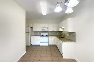 2501 Huntscroft Ln, Raleigh, NC 27617 - Photo 2