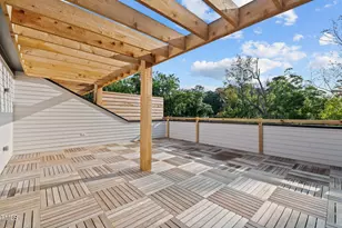 810 Maple Berry Ln, Raleigh, NC 27607 - Photo 32