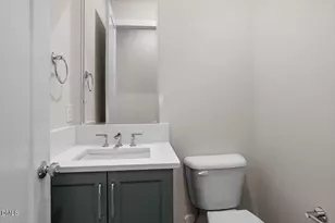 810 Maple Berry Ln, Raleigh, NC 27607 - Photo 16