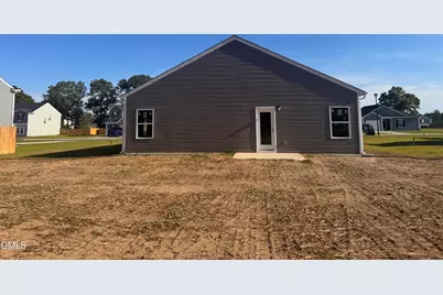 35 Colorado Court, Spring Lake, NC 28390 - Photo 4