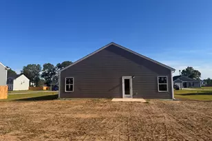 35 Colorado Ct, Spring Lake, NC 28390 - Photo 4