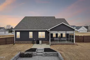 191 Belmont Farms Dr, Benson, NC 27504 - Photo 2