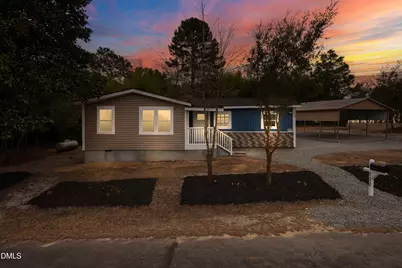 100 Blyther Street, Aberdeen, NC 28315 - Photo 2