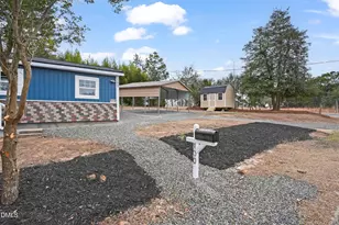 100 Blyther St, Aberdeen, NC 28315 - Photo 4