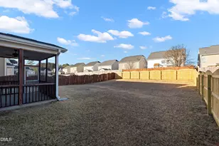 721 Maple Brook Rd, Fuquay Varina, NC 27526 - Photo 2