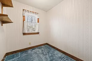 303 S Stratford Dr, Henderson, NC 27537 - Photo 12