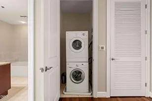 301 Fayetteville St, Raleigh, NC 27601 - Photo 20