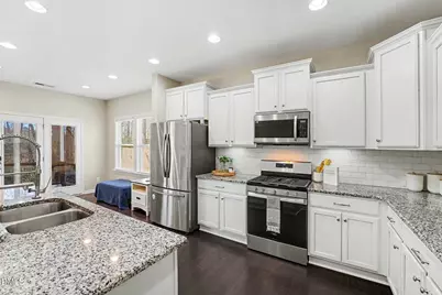 93 Thornbury Street, Clayton, NC 27527 - Photo 4