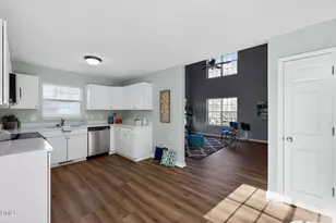 1002 Alpha Dr, Durham, NC 27703 - Photo 8