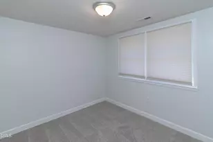 101 W Pine Forest Rd, Mount Olive, NC 28365 - Photo 14