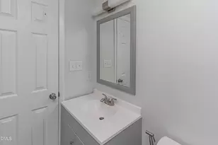 101 W Pine Forest Rd, Mount Olive, NC 28365 - Photo 8