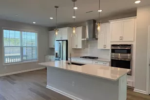 10030 Secluded Gdn Dr, Apex, NC 27523 - Photo 2