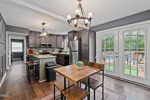 6016 Bellow St, Raleigh, NC 27609 - Photo 10