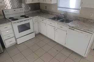 101 Oxford Cir, Knightdale, NC 27545 - Photo 6