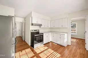 1920 White Plains Rd, Chapel Hill, NC 27517 - Photo 10