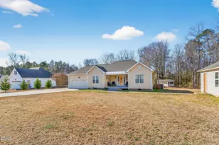 8712 Clear Pool Ln, Willow Springs, NC 27592 - Photo 4