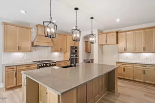 136 Ogden Cir, Clayton, NC 27527 - Photo 10
