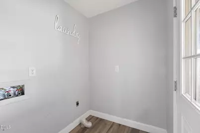 208 S Webb Street, Selma, NC 27576 - Photo 14