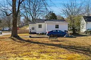 208 Person St, Oxford, NC 27565 - Photo 18