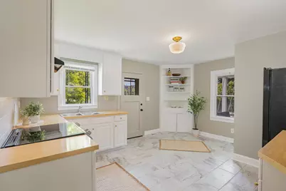 302 N Fayetteville Street, Clayton, NC 27520 - Photo 2