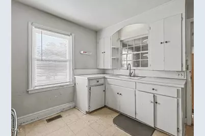 1901 New Bern Avenue, Raleigh, NC 27610 - Photo 12