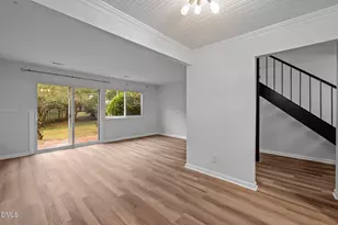 220 Elizabeth St, Chapel Hill, NC 27514 - Photo 1