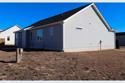 152 Springtooth, Zebulon, NC 27597 - Photo 12