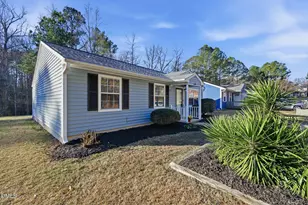 814 Shari Ct, Durham, NC 27704 - Photo 2