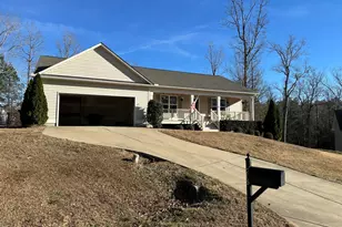 205 Cherryhill Dr, Four Oaks, NC 27524 - Photo 2