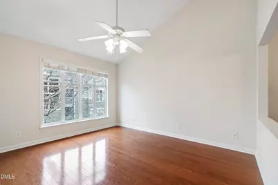 1210 Westview Lane #303, Raleigh, NC 27605 - Photo 4