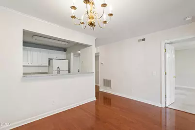 1210 Westview Lane #303, Raleigh, NC 27605 - Photo 6