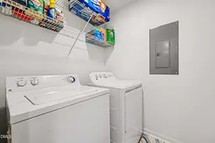 215 Trailview Dr, Cary, NC 27513 - Photo 20