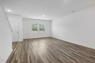 2201 Gln Xing Dr, Durham, NC 27704 - Photo 16