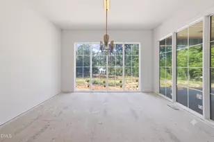 3422 Redbud Ln, Raleigh, NC 27607 - Photo 10