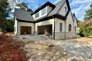3422 Redbud Ln, Raleigh, NC 27607 - Photo 2