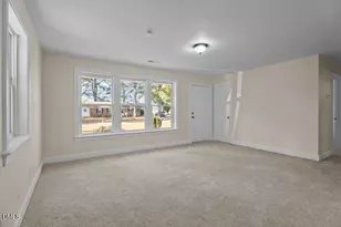 612 Gray St, Elm City, NC 27822 - Photo 10