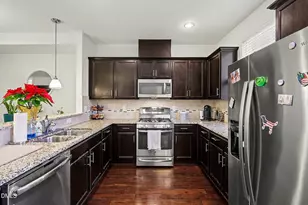 4132 Sykes St, Cary, NC 27519 - Photo 6