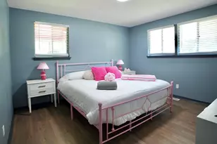 2006 Waters Dr, Raleigh, NC 27610 - Photo 14